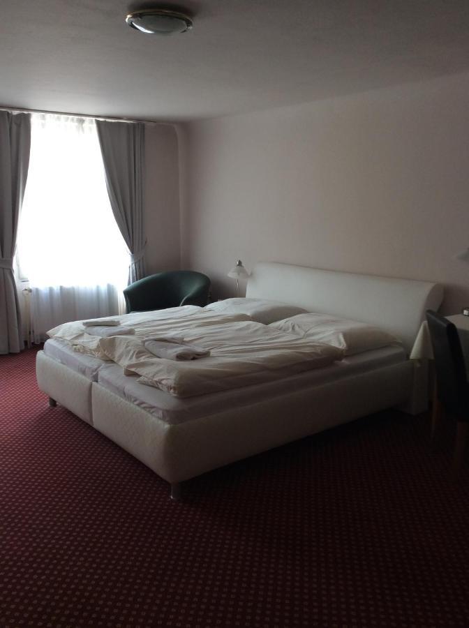 Hotel U Zlateho Andela Pardubice Exterior foto